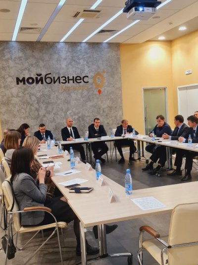 В Красноярске на круглом столе обсудили внешнеторговые отношения